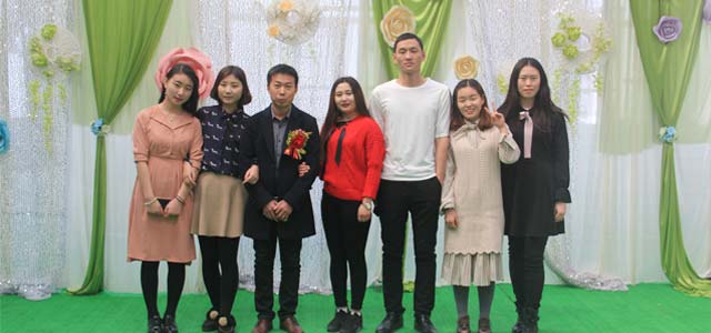 攜手共進，贏戰(zhàn)狗年——2018艾易網絡年會圓滿結束